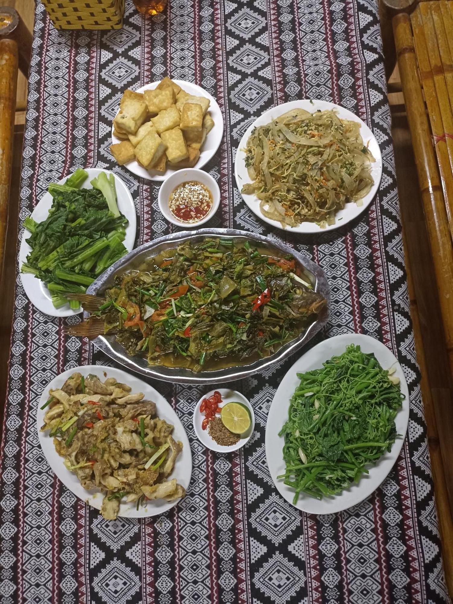 Thao Ly Homestay Mai Chau Hoa Binh Luaran gambar