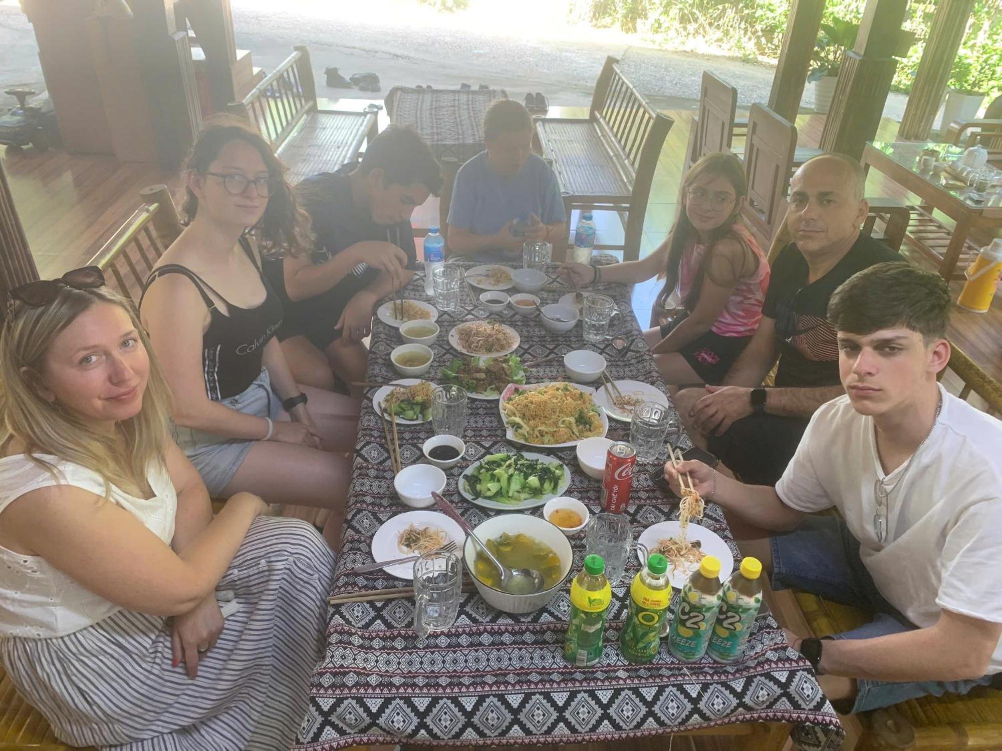 Thao Ly Homestay Mai Chau Hoa Binh Luaran gambar