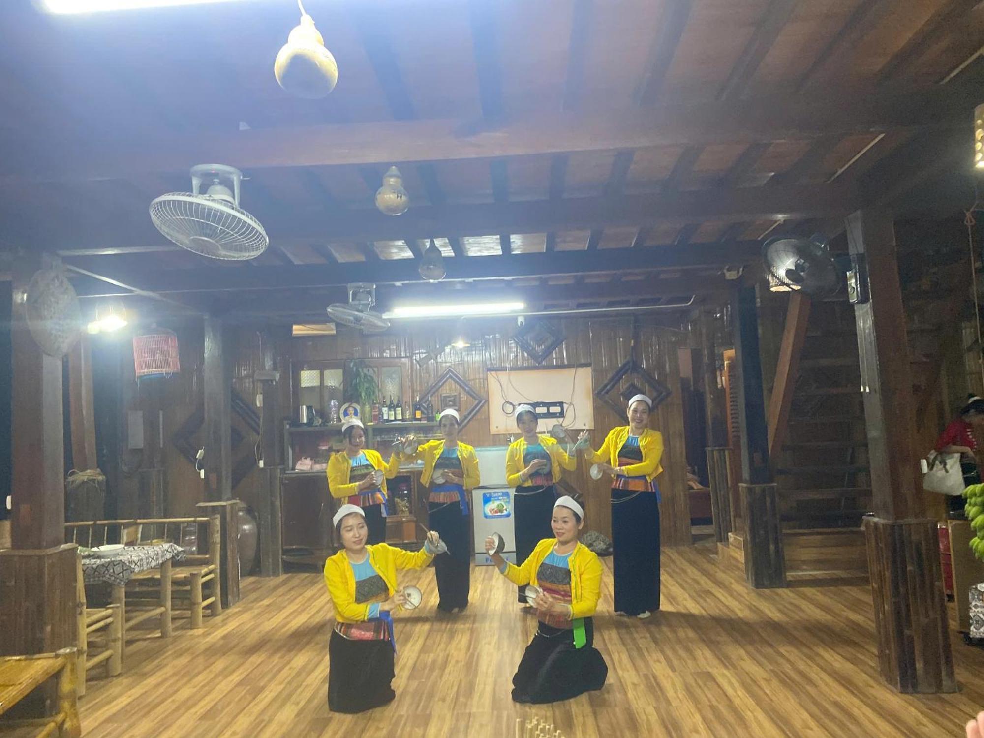 Thao Ly Homestay Mai Chau Hoa Binh Luaran gambar