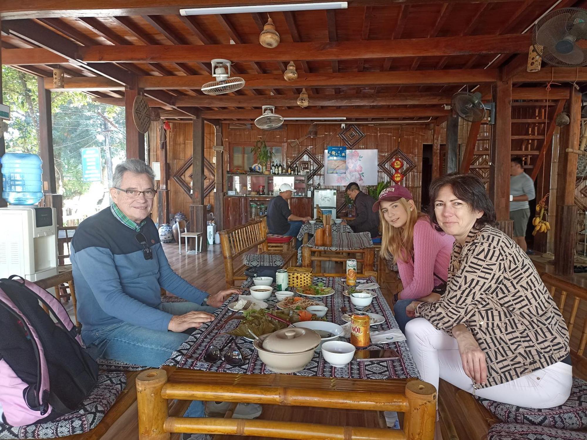 Thao Ly Homestay Mai Chau Hoa Binh Luaran gambar