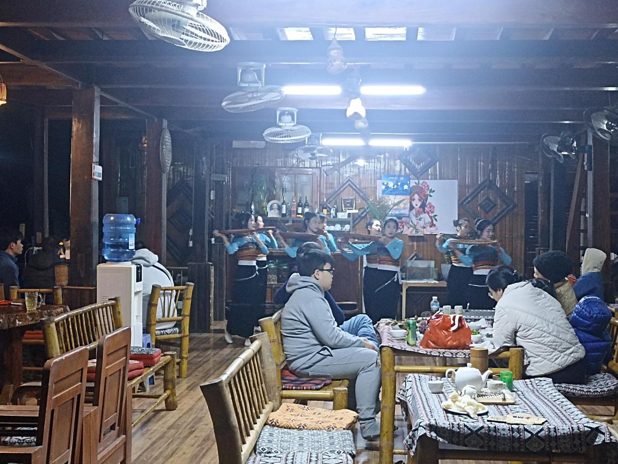 Thao Ly Homestay Mai Chau Hoa Binh Luaran gambar